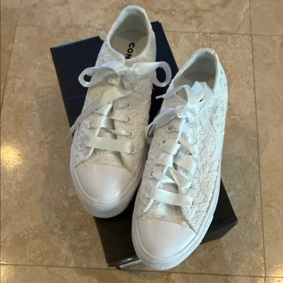 Converse White Lace Platform Sneakers - Picture 3 of 5
